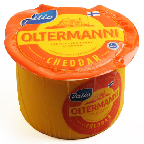 Сыр Ольтермани Чеддер OLTERMANNI Cheddar 15% 900г