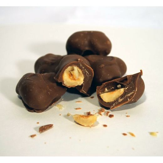 Фундук в темном шоколаде, 100 г