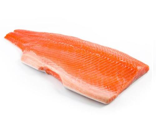 Форель слабосоленая филе на коже премиум