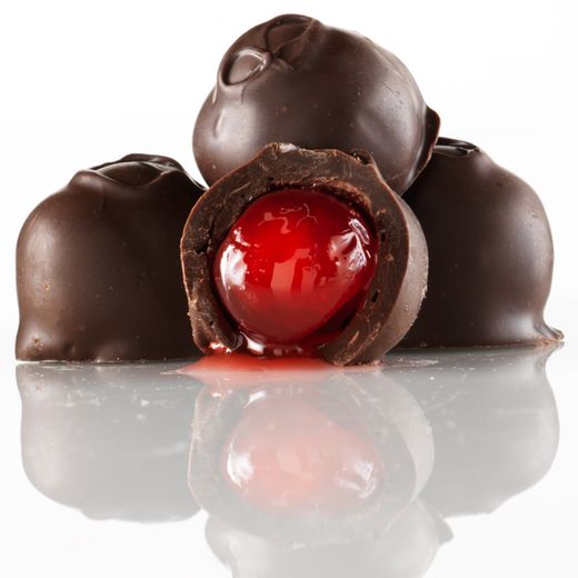 Вишня в темном шоколаде,100г
