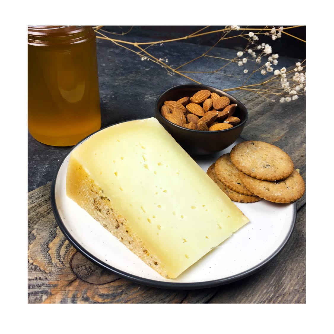 Сыр Капра полутвердый 55%